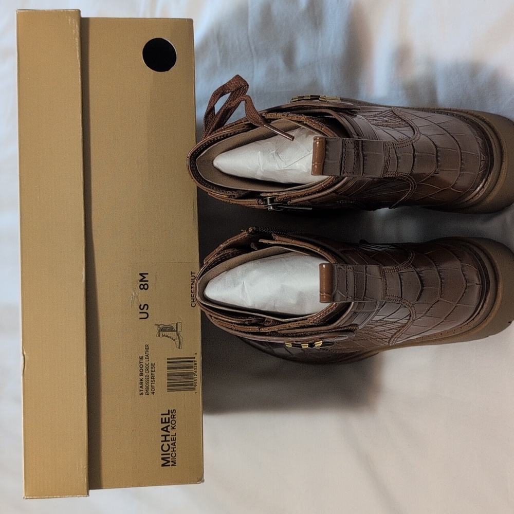 Michael Kors Ladies leather Chestnut Stark Booties. - Picture 9 of 10